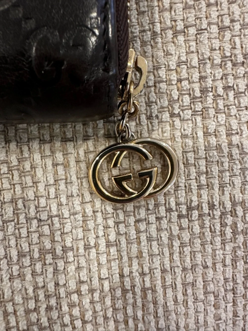 Gucci Guccissima Signature Leather Zip Around Long Wallet In Black - Picture 4 of 11